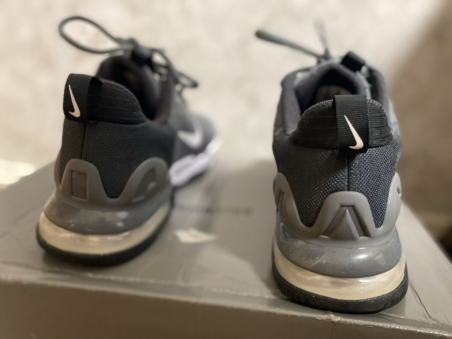 Nike airmax gray
