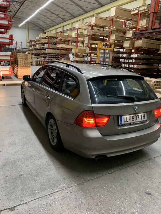 BMW 318d Touring E91 – Automat