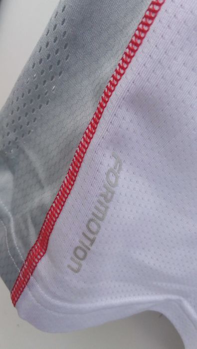 ''Adidas''оригинална мъжка тениска Л размер