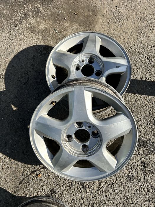 Vând set jante R14 originale Renault Symbol