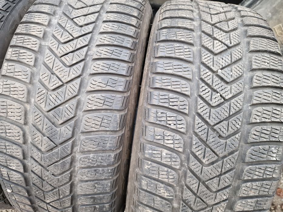 Anvelope 255/45R19 marca Pirelli, M+S, DOT 2023,6 mm