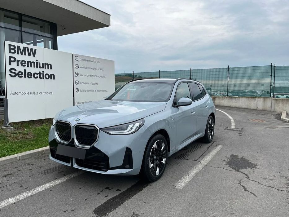 BMW X3 Masina este noua, in stare impecabila.