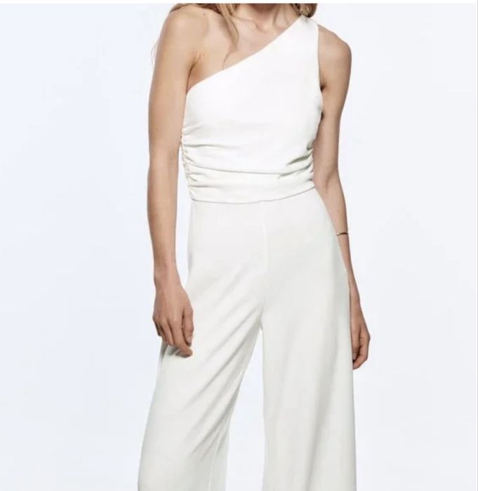 Бял гащеризон zara.