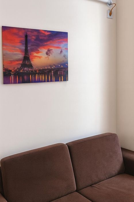 Дава се под наем Двустаен апартамент в Пловдив, Център - 45 кв.м за 357 € - Снимка #2