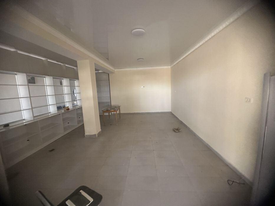 Ijaraga beriladi apteka va kichik bizneslar uchun mòljallangan