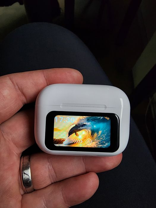 Casti cu ecran Noise Canceling si ENC