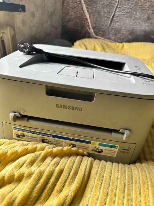 Продам принтер самсунг