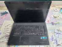 Laptop Medion Akoya 17"
