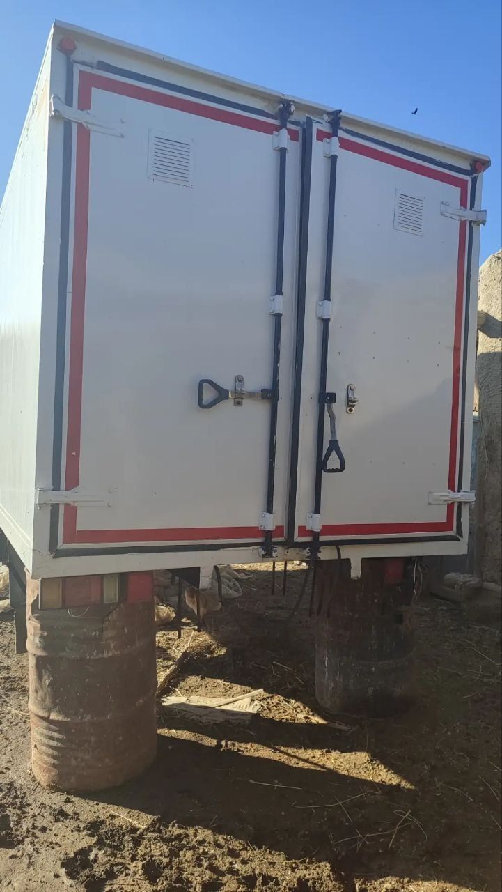 Isuzu butka kabina metan