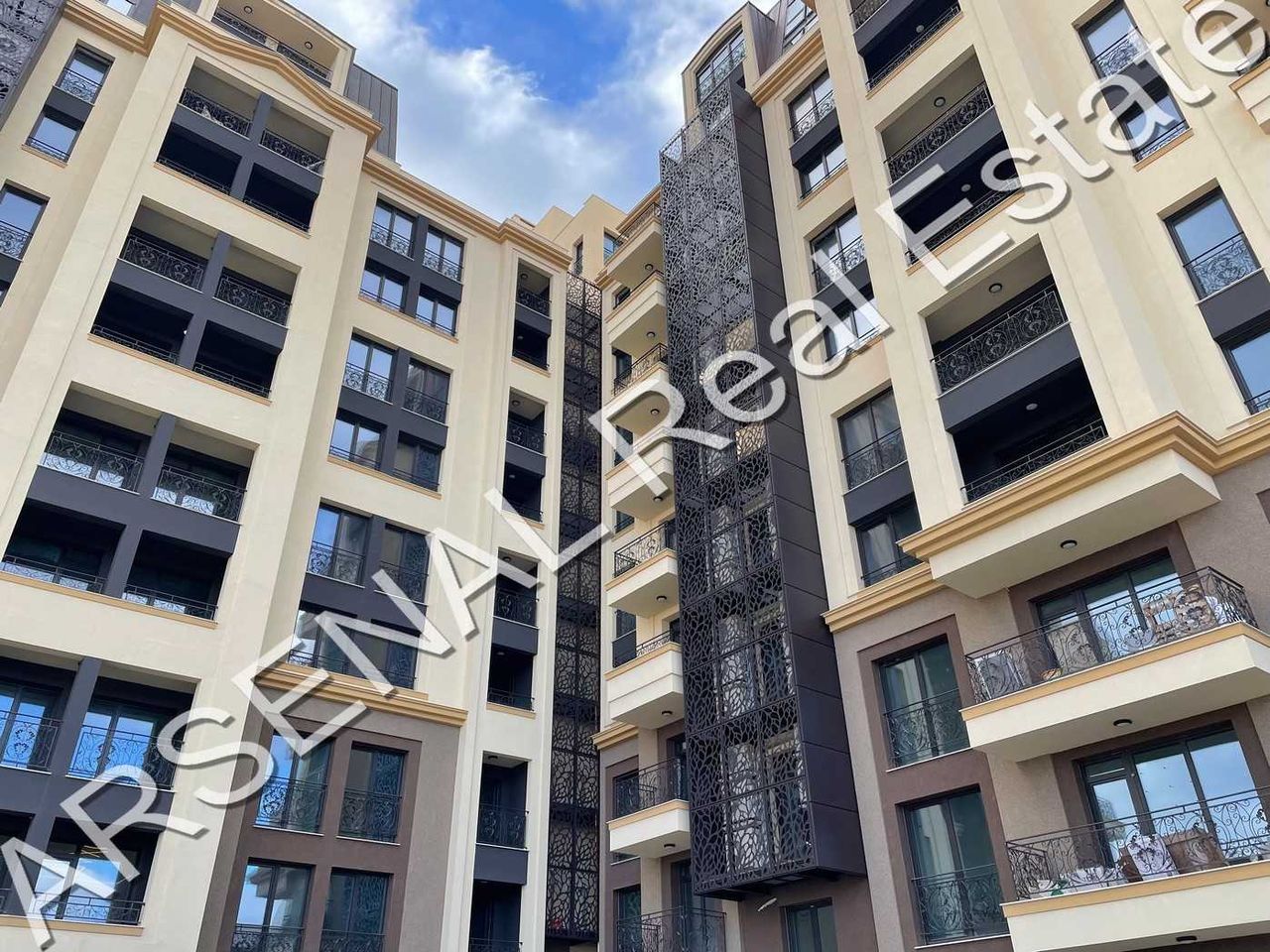 Продава се Двустаен апартамент в София, Кръстова вада - 69 кв.м за 2696 €/кв.м - Снимка #7