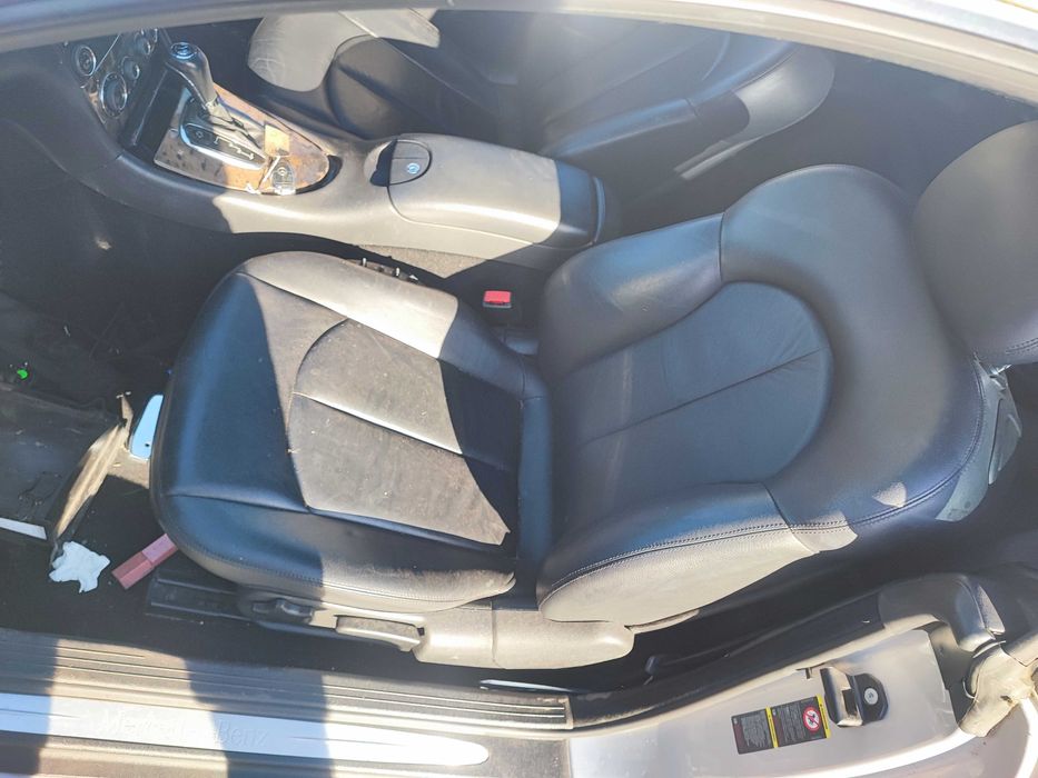 Салон от Мерцедес W209 кожен черен