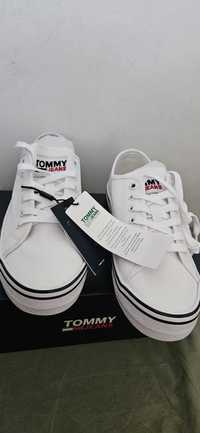 Tenesi Tommy jeans