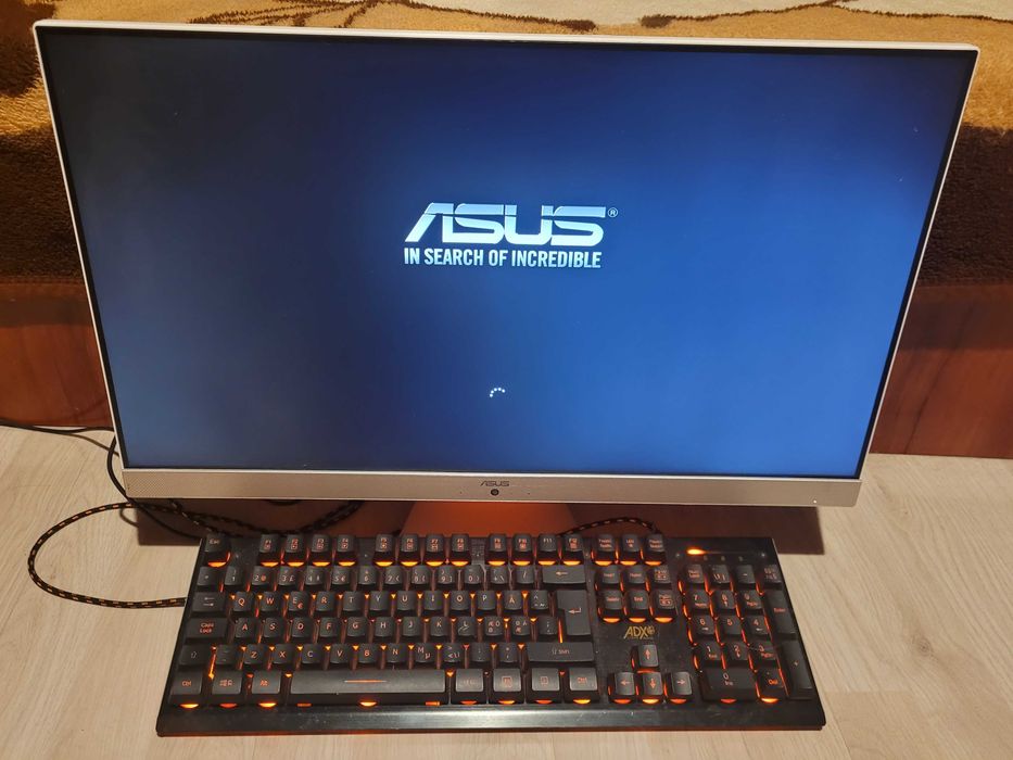 Calculator All in One Asus model V241IC display spart