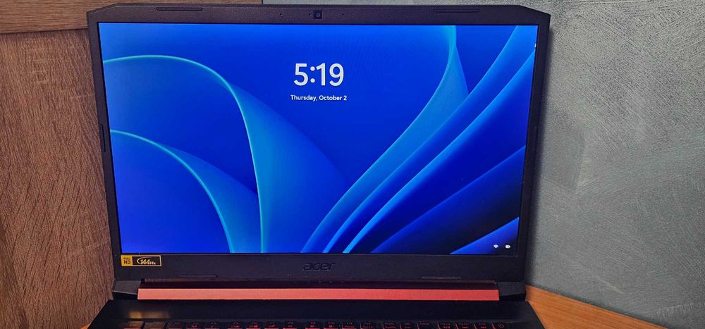 Laptop gaming acer nitro5 i7  19"