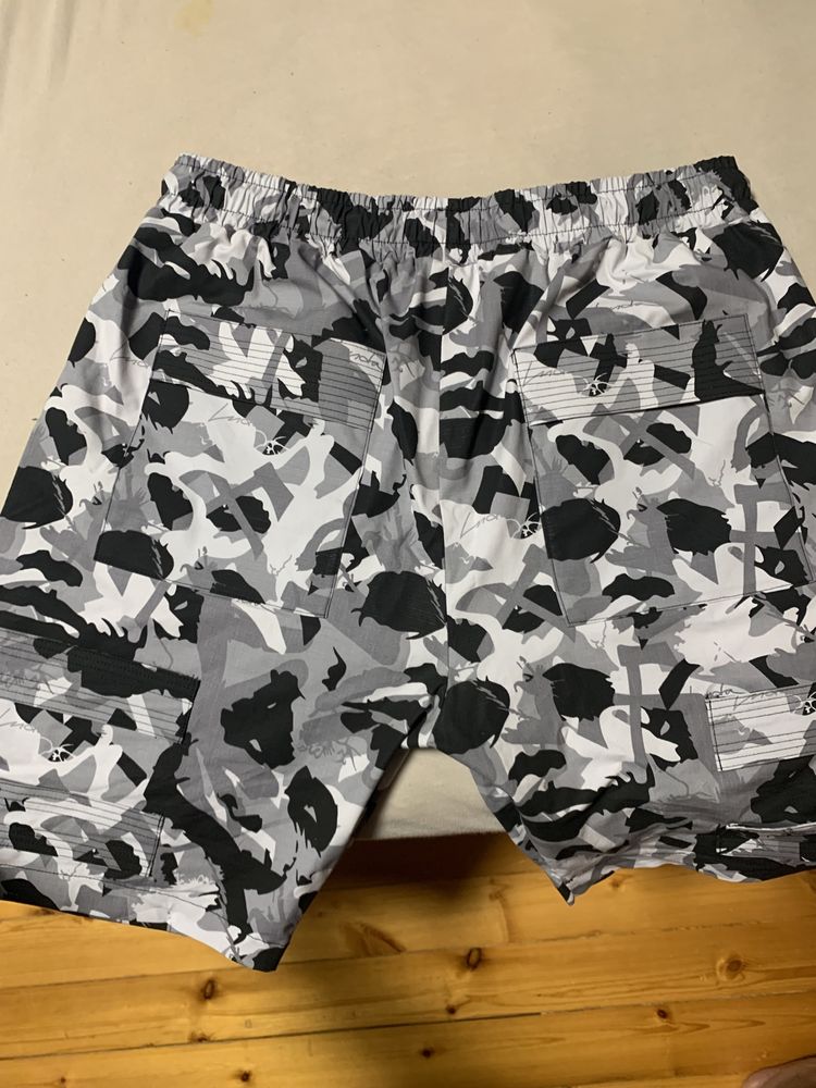 Luda - Camo Joker Face Shorts - Grey Luda къси гащи