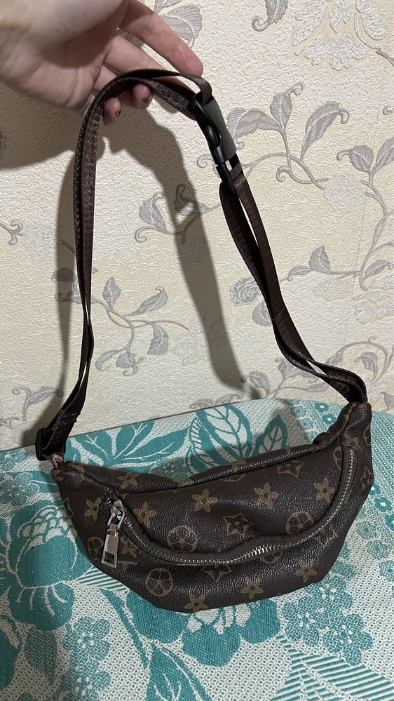 Сумка Louis vuitton
