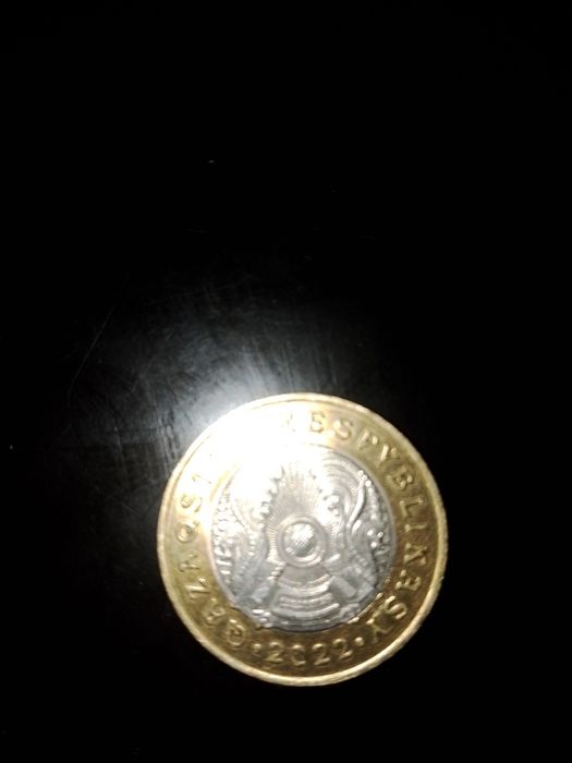 Продам монету за 10.000