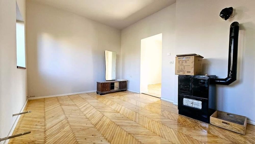 Apartament de vânzare