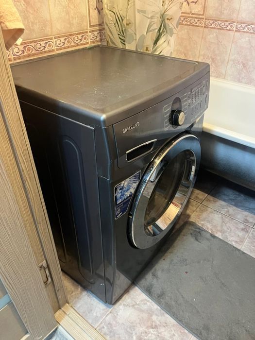 Продаю стиральную машинку SAMSUNG 7 kg