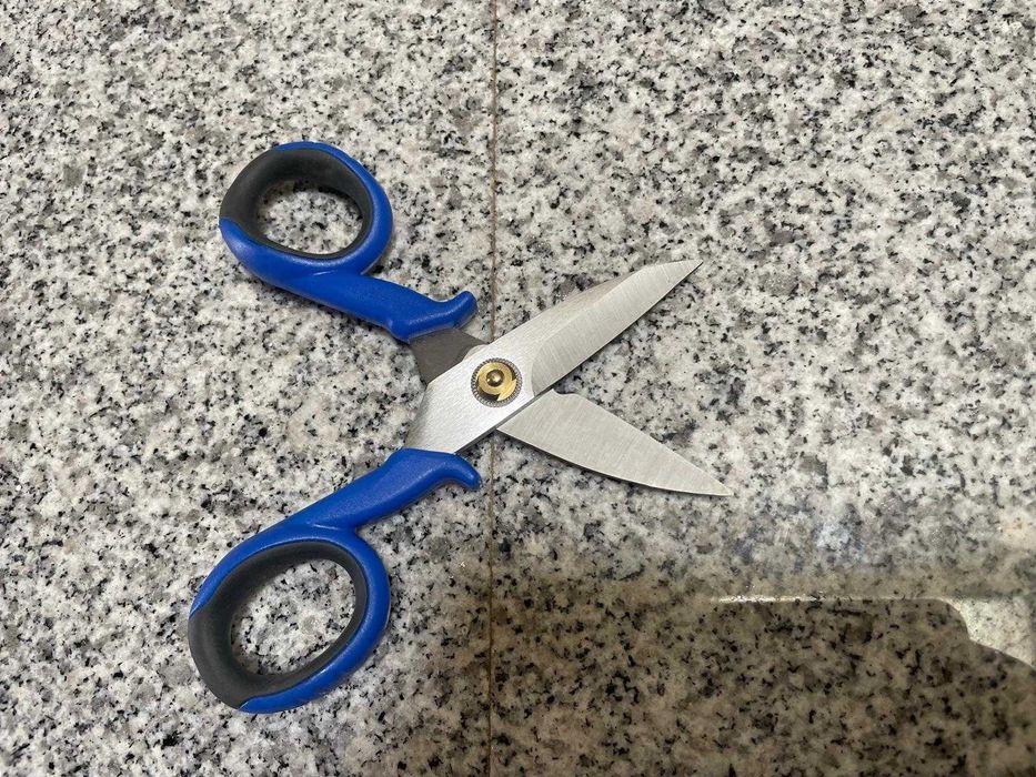 Професионални Електричарски Ножици с остриета от неръждаема стомана