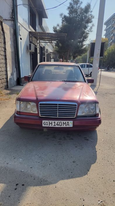 Mercedes E124 sotiladi