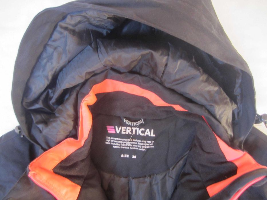 Geaca dama Vertical, masura M,protectie vant-5000, gluga