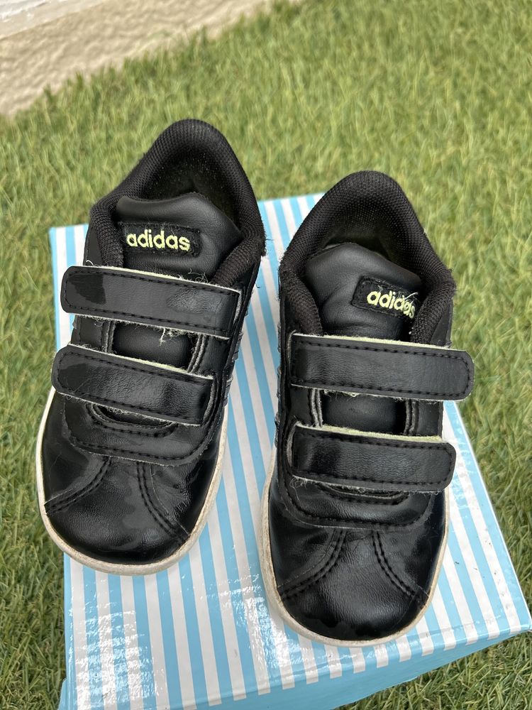 Детски маратонки Adidas  23,5 номер
