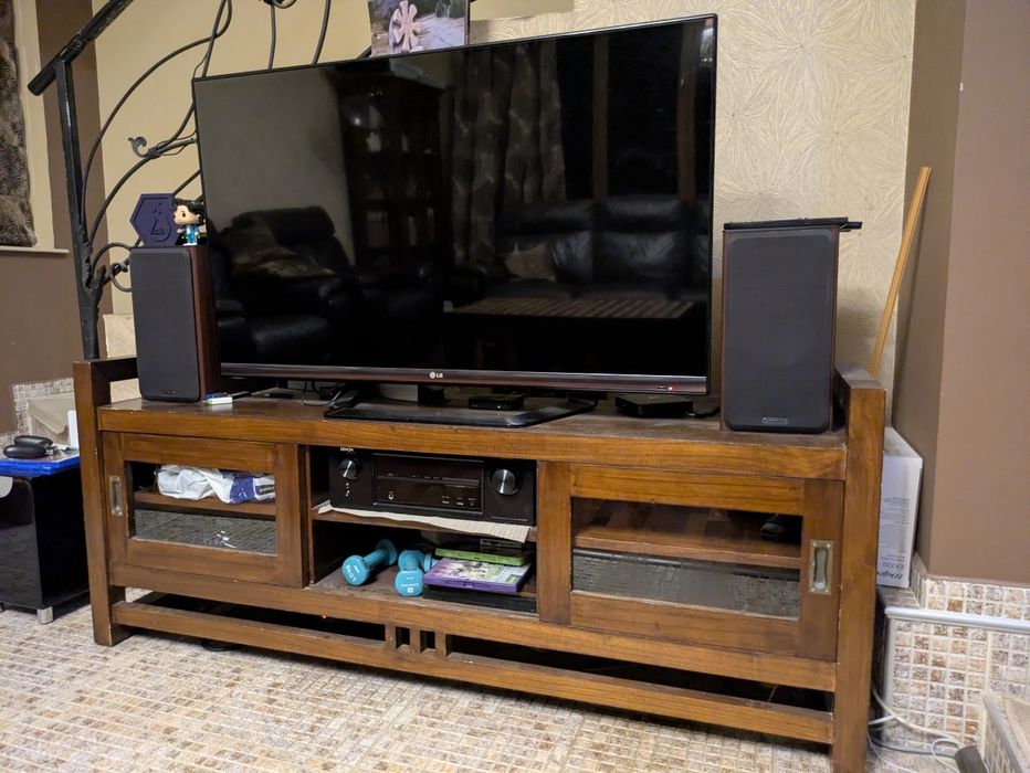 Телевизор LG 47' 3D 47lm640t