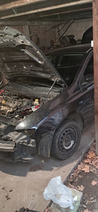 Фият стило 2003г1.800 бензин 133 коня на части