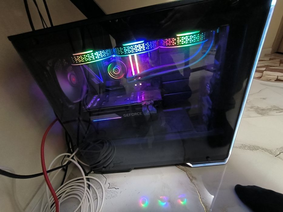 Vând PC gaming utilizat