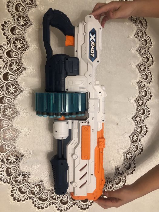 Продаю автомат вместительность 40 патронов