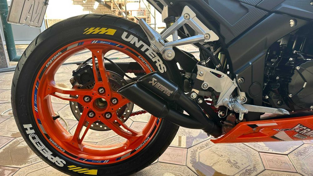 Продаётся спортбайк Ducati Wassat Sport 555 | 400cc | 2025