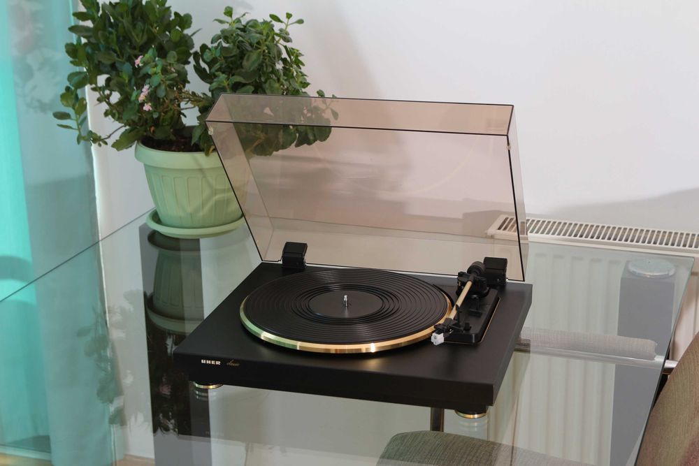 Uher Classic UTT 240 gold edition cu ac AT91E nou, complet revizuit