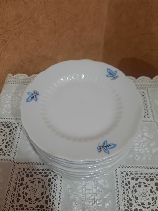 Тарелочки для десертов или под  чайные  чашки, Коростенский ФЗ. В абсо