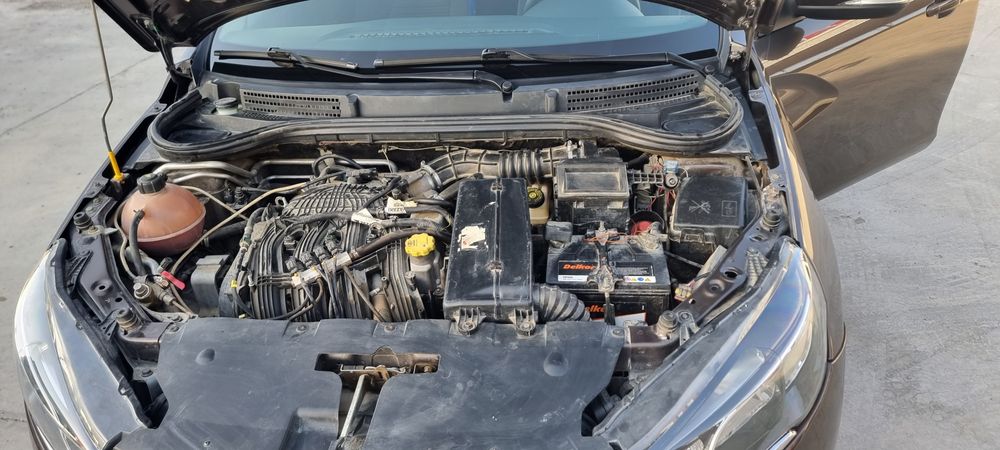 Лада веста 1.8 л
