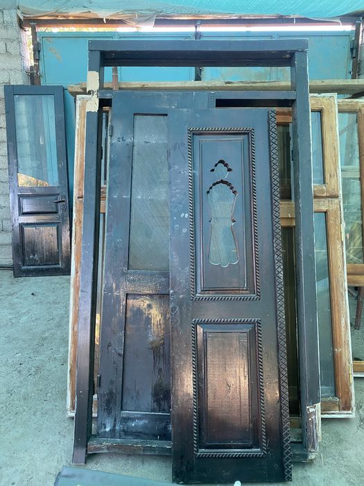 Ромлар ва ешиклар сотилади