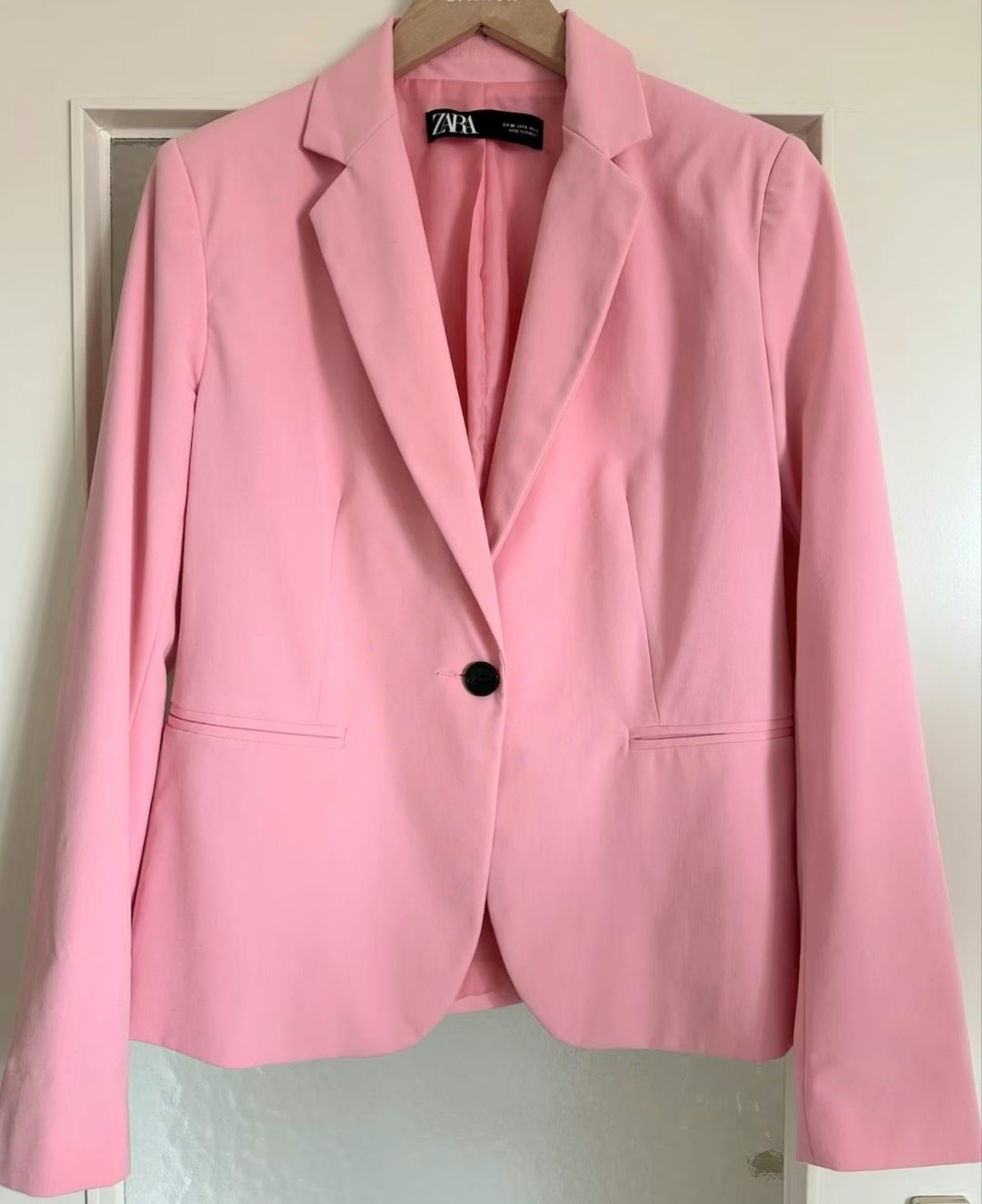 Розов блейзър ZARA