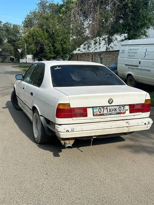Продам bmw 520 i