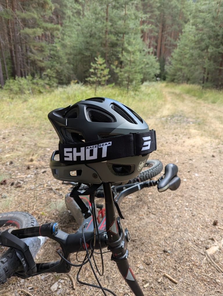 Каска TSG L размер, нова (mtb)
