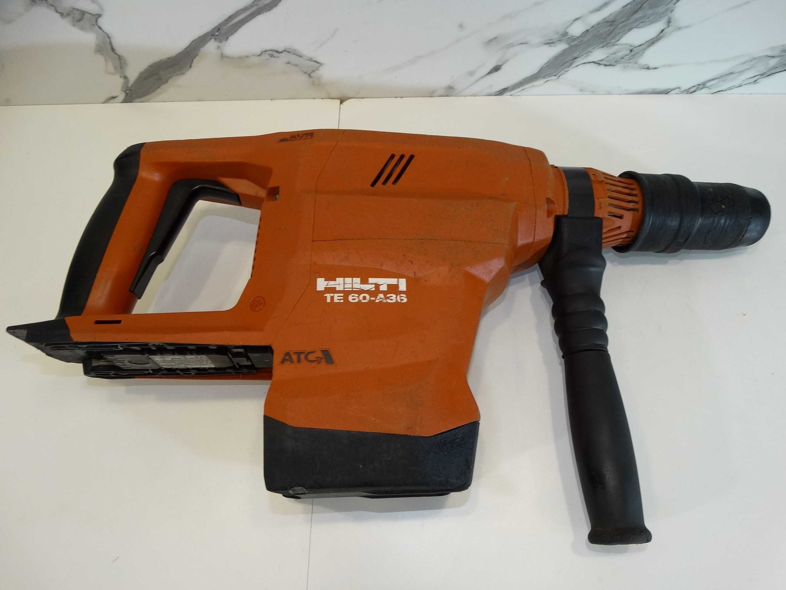Hilti TE 60 A36 - Ударо пробивна машина - 8.1 J