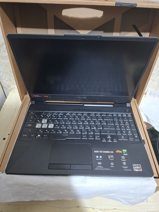 Asus tuf gaming Ryzen 7 7435HS noutbook