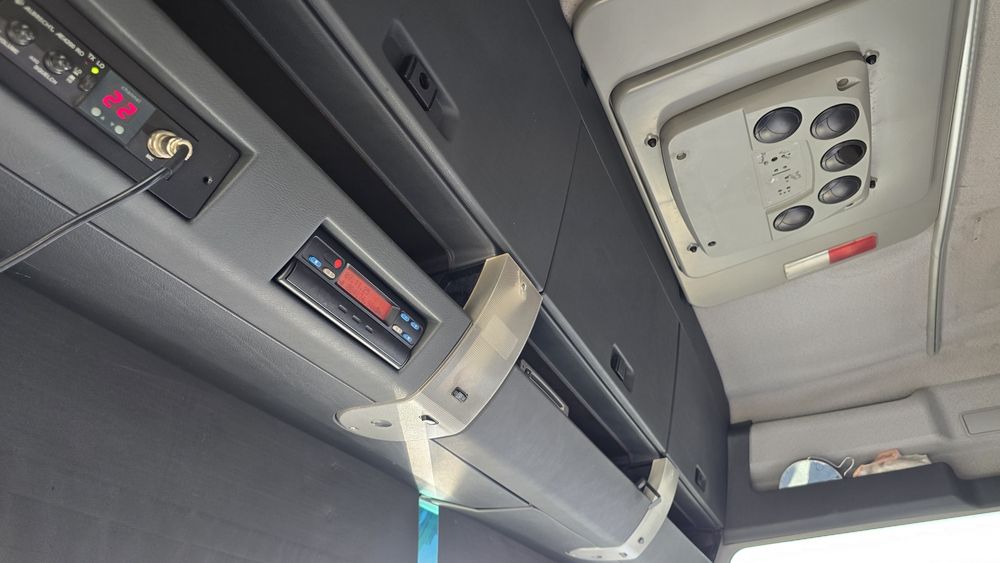 Vand autoplatforma MAN 26 430 retarder, variante tractor,barca,auto