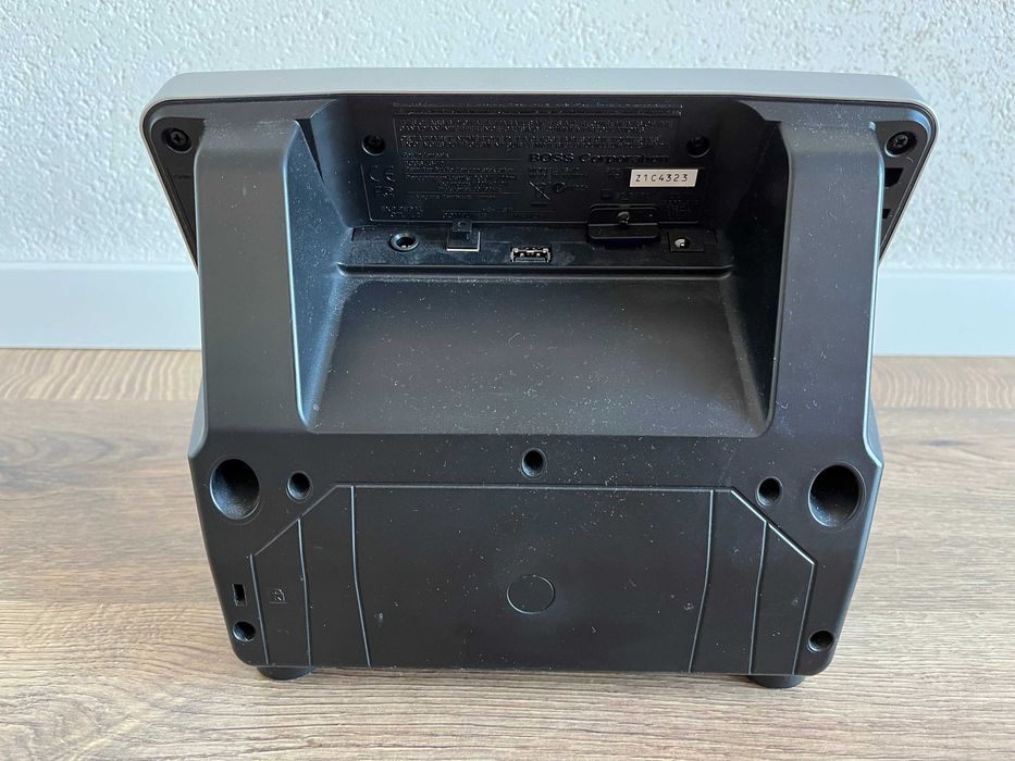 BOSS E-band JS-10 Procesor Chitară cu Audio Player și Efecte