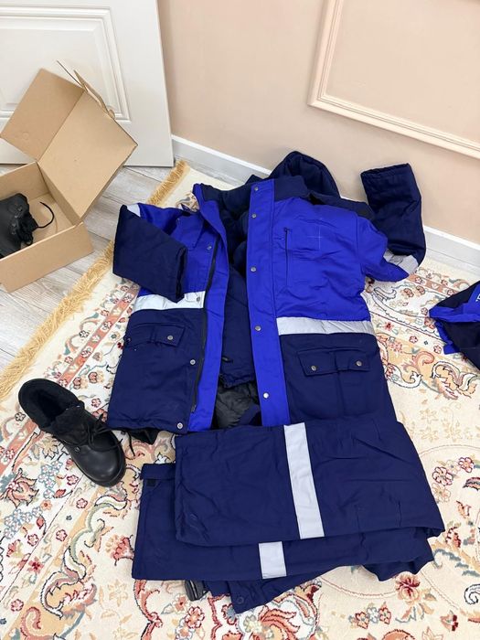 Зимняя спец одежда и ботинки