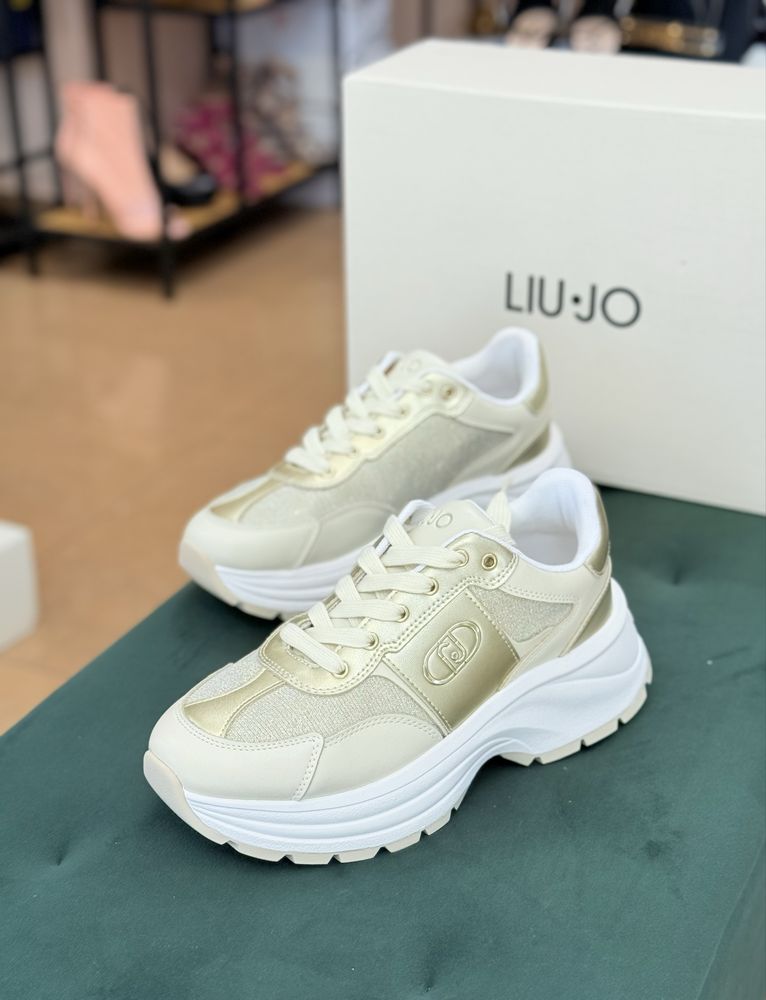 Дамски обувки сникърси Liu Jo BA5065PX