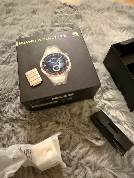 Huawei watch gt 5 pro titanium