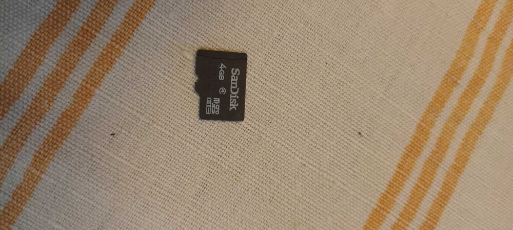 Продавам Micro SD карти