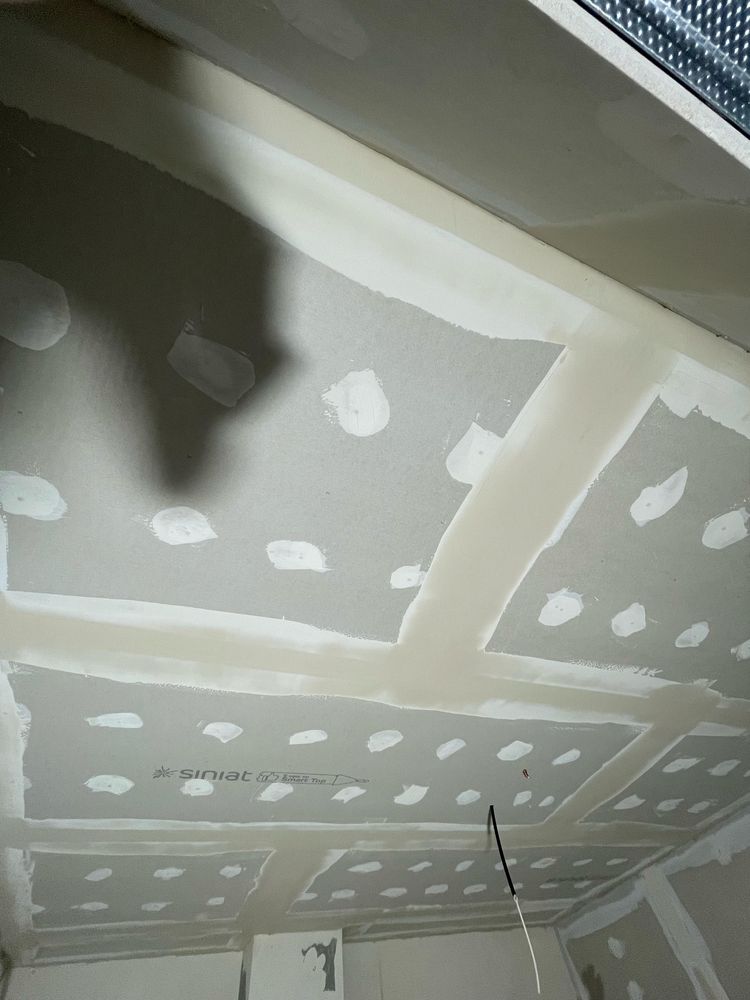 Echipa Renovari & Constructii | Interioare & Exterioare