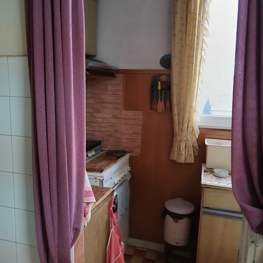 Продава се Тристаен апартамент в Пловдив, Изгрев - 90 кв.м за 989 €/кв.м - Снимка #7