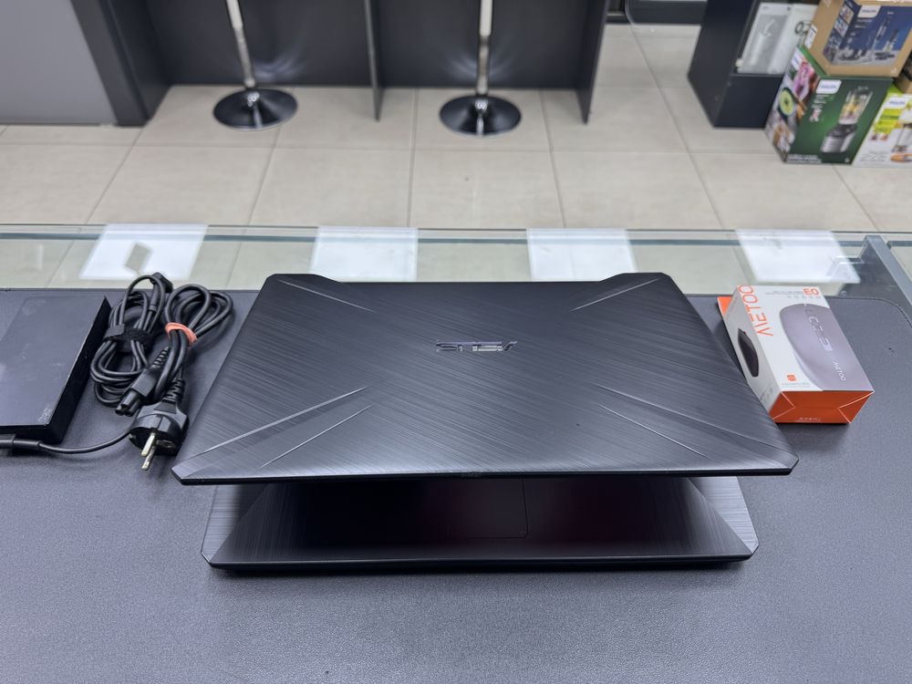Asus Tuf Gaming Geforce Gtx 1650-4GB Ozu-8gb Ssd-256gb Hdd-1tb RGB Kla